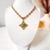 Collier Turquoise Médaillon Solaire